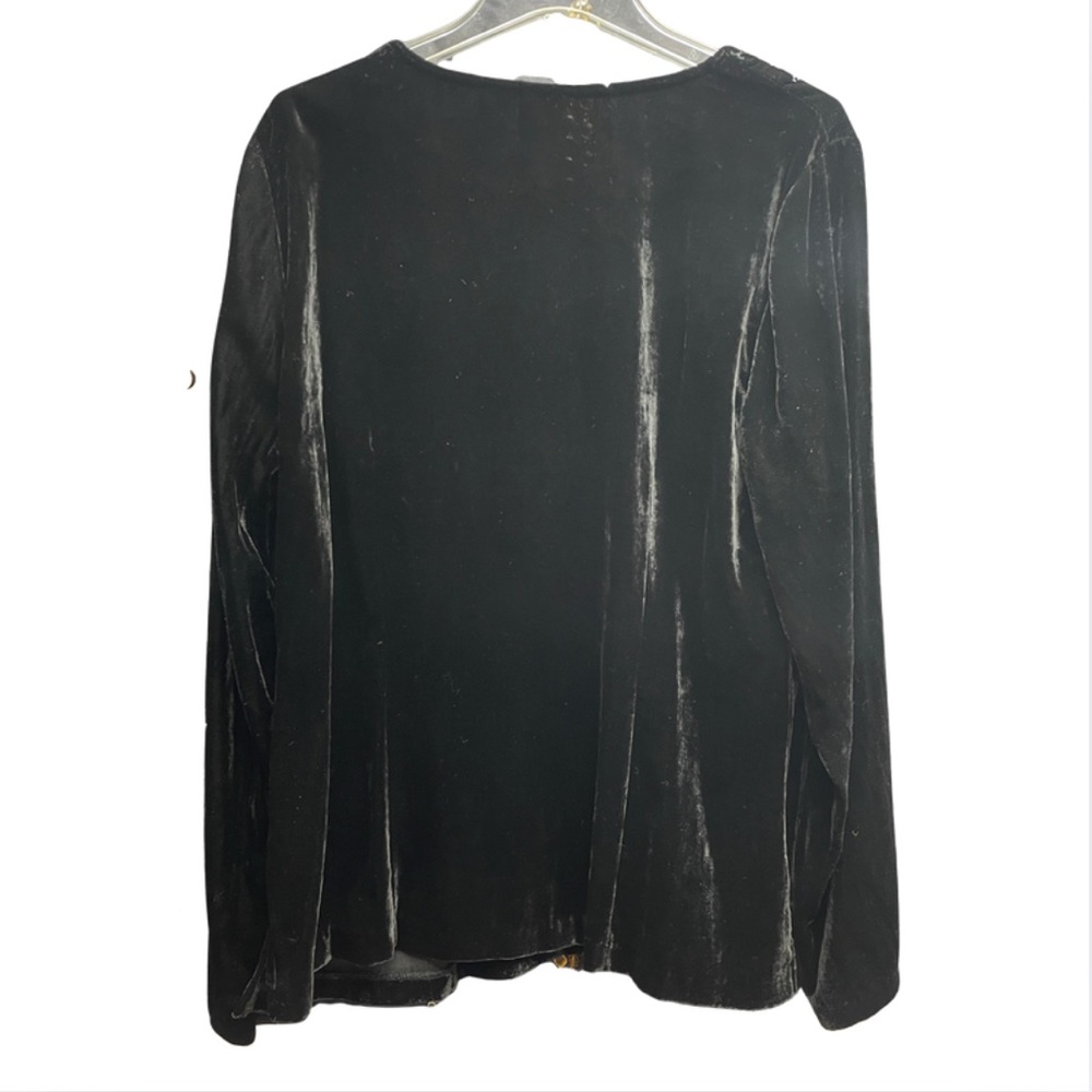 NWT Emma James Black Velvet Notched Neckline Top with Beaded Sequin Accent,Sz 16 - Picture 2 of 6